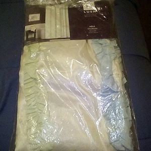 Lush Decor Aria Shower Curtain 72x72